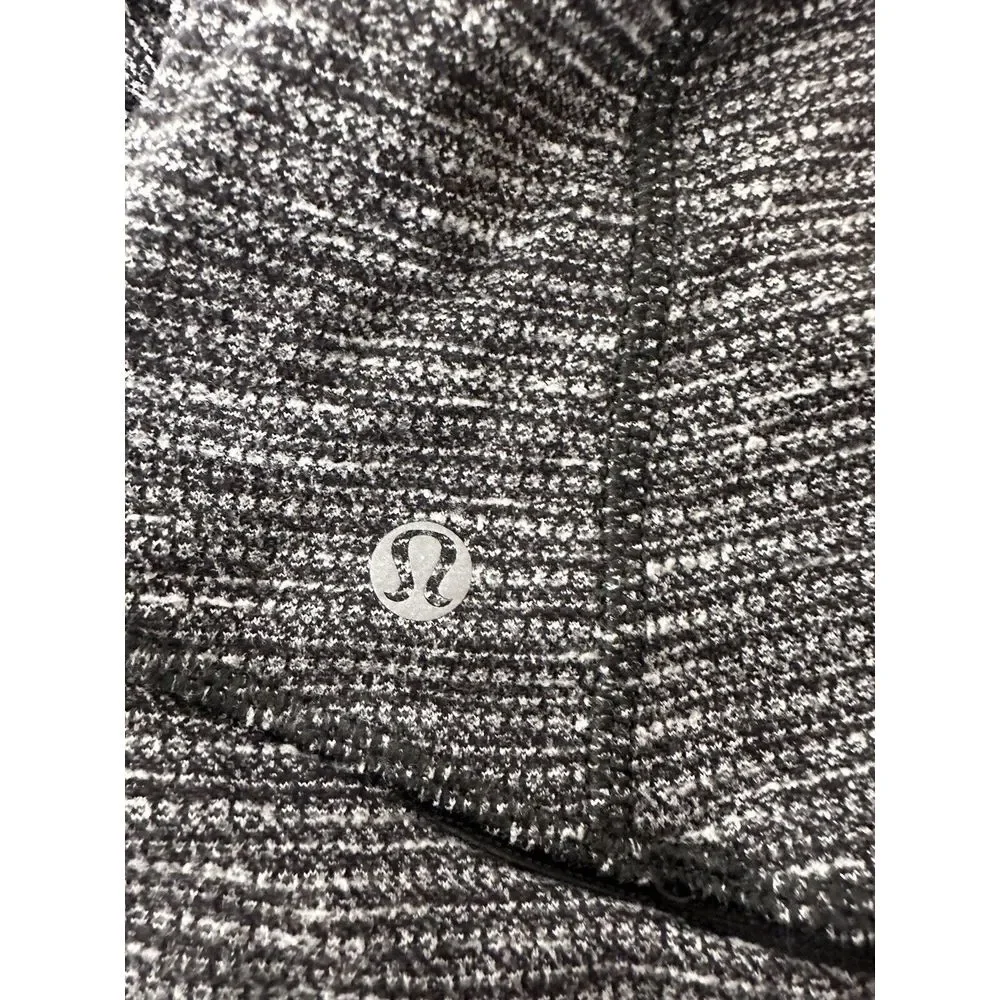 Lululemon Jacket Women's 1/2 Zip Size 4 Black/gray Stretch Athletic Pullover‎